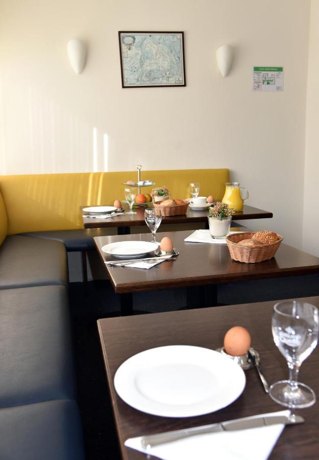 Hotel Schuurman 엠리크하임 외부 사진